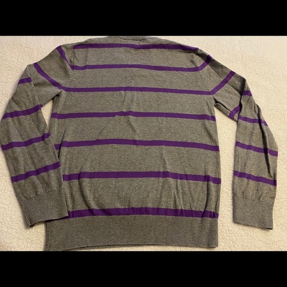 OLD NAVY men v-neck gray & purple striped sweater/size SP - Picture 3 of 4